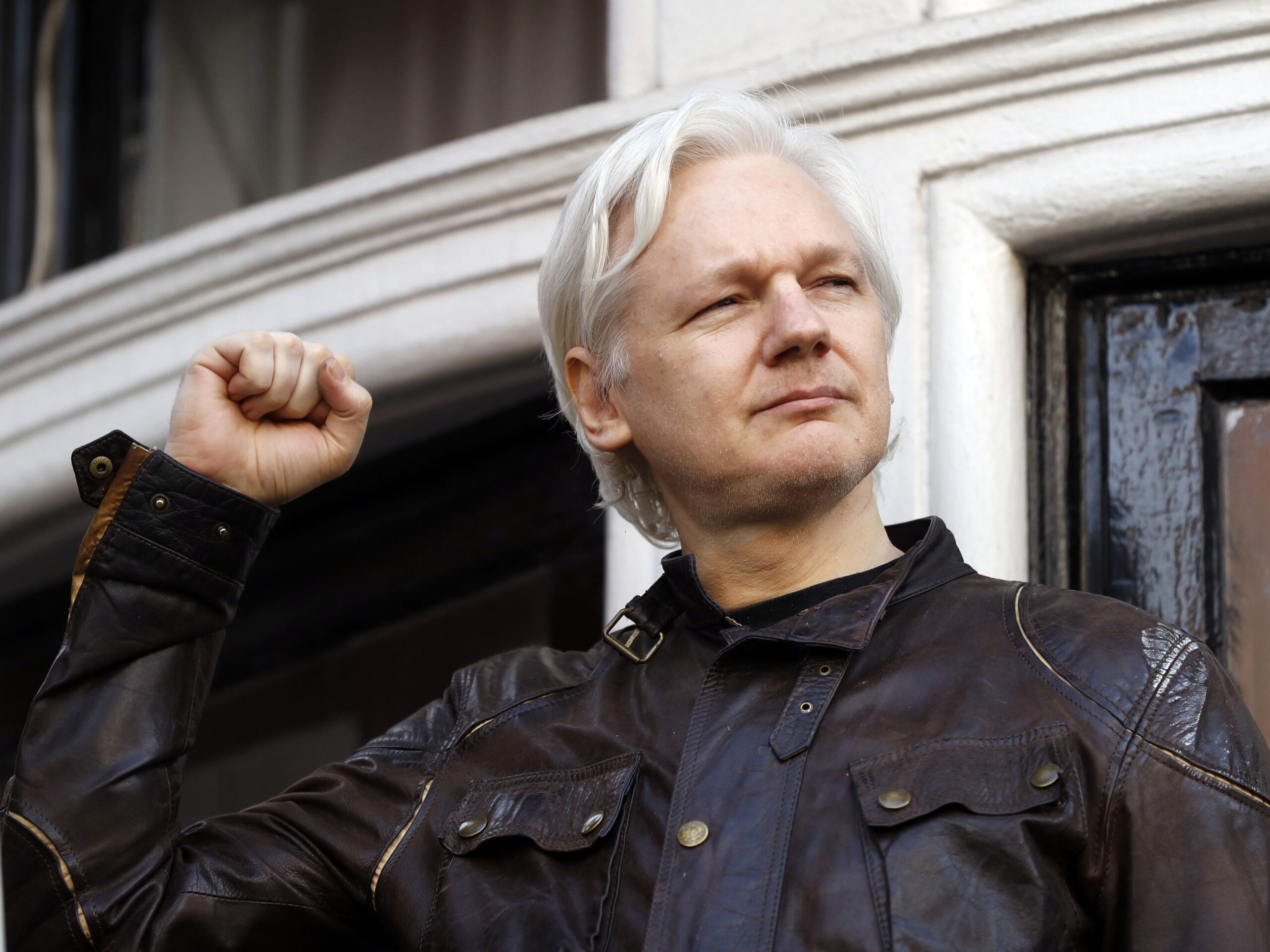 Featured image for “Julian Assange getur áfrýjað framsali til Bandaríkjanna”